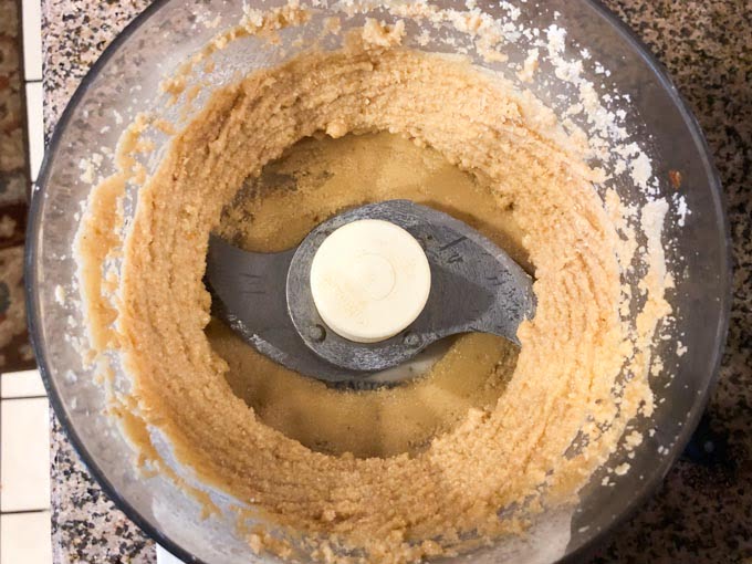 hazelnut butter after 2 minutes of processing