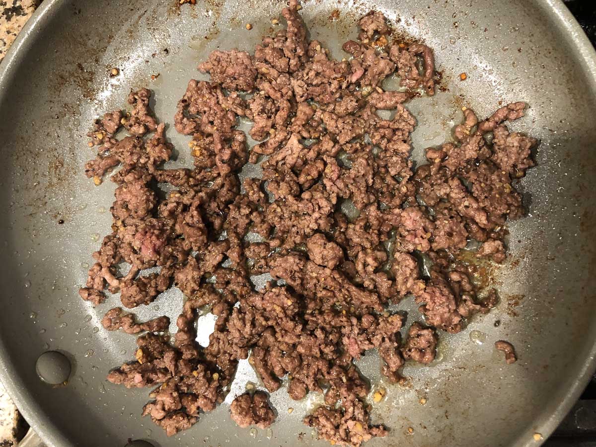 pan with browned ground beef