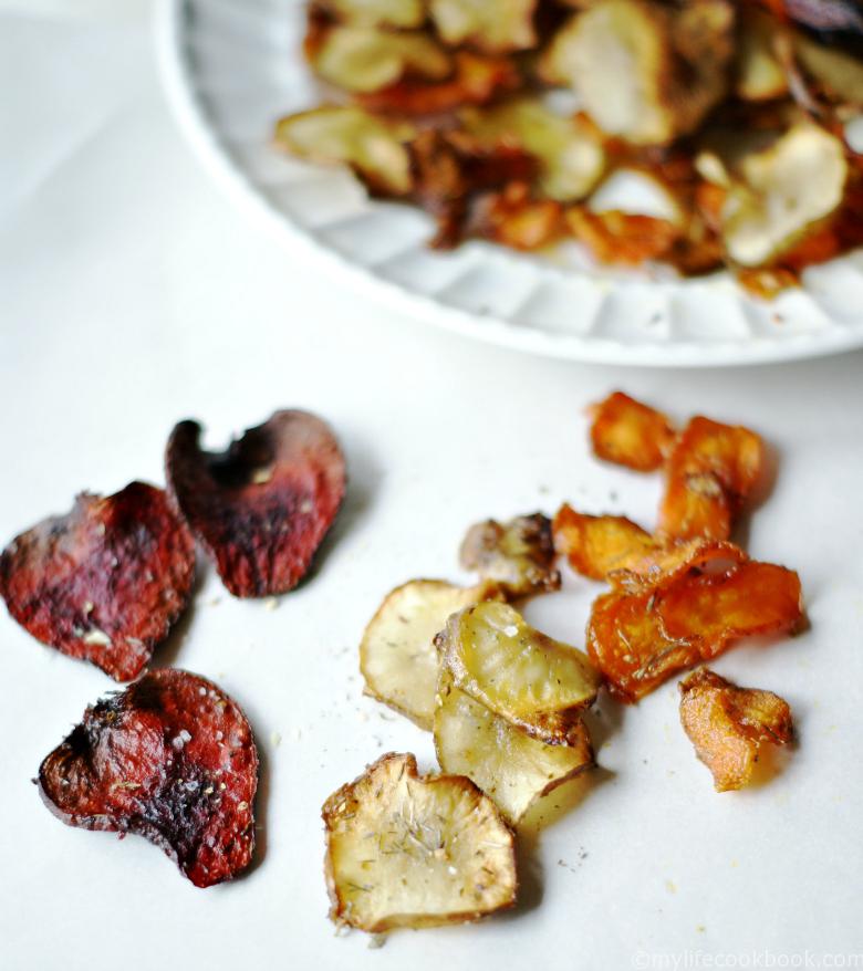 Beets, carrots and sunchoke chips with garlic and thyme seasonings. Simple, healthy and delicious!
