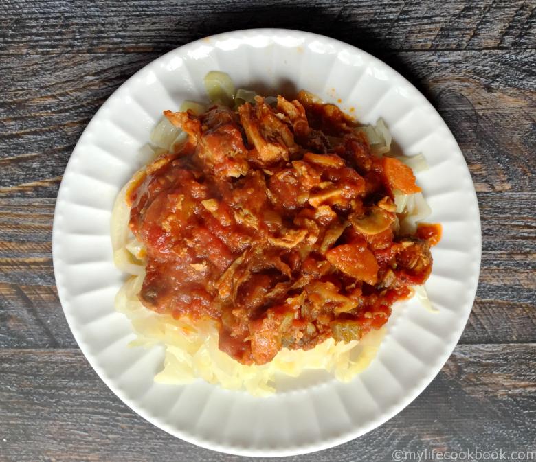 This is a fabulous Paleo meal that uses cabbages as noodles and tops off with a  good pork ragu.