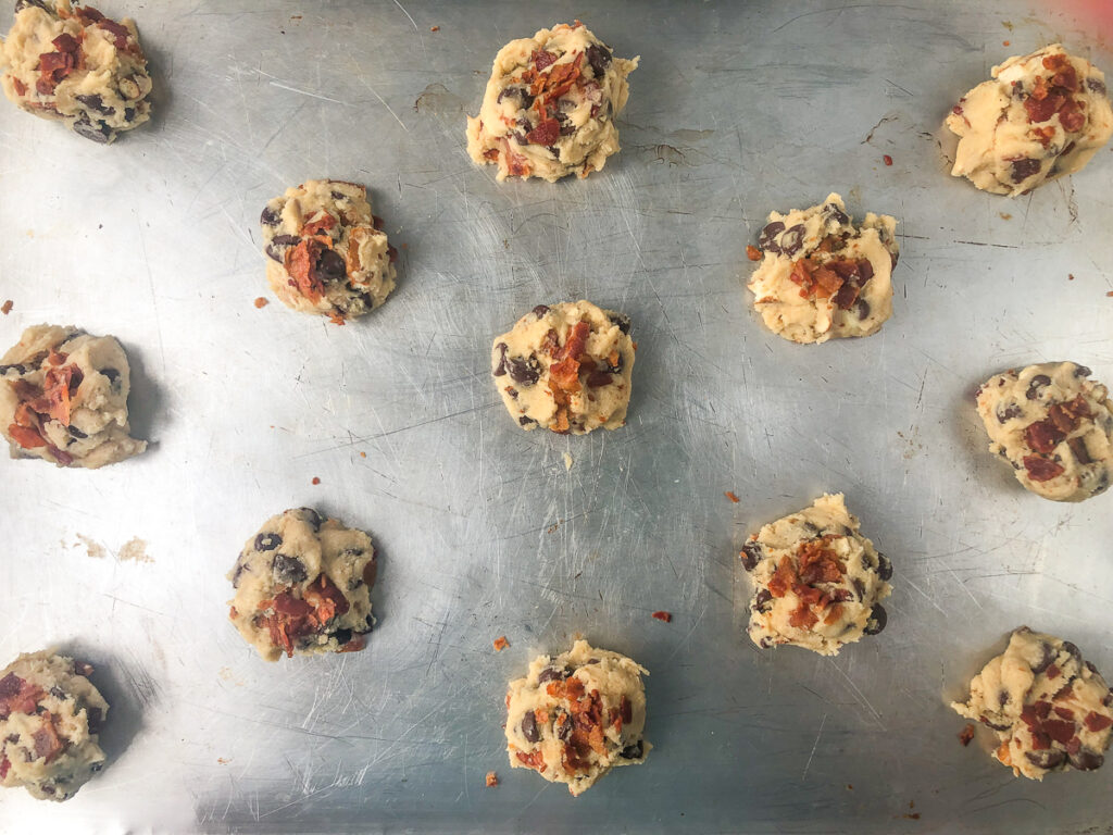 cookie sheet with raw cookie dough