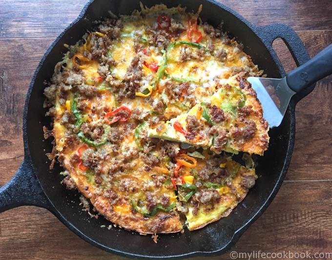 This low carb breakfast pizza would be great for breakfast, lunch or dinner. Easy and tasty meal. #SundaySupper