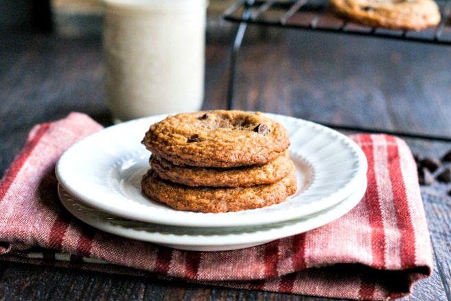 These Paleo Chocolate Chip Cookies are not only delicious, they are very easy to make. A gluten free, healthy treat you can feel good about. #ditchthewheat