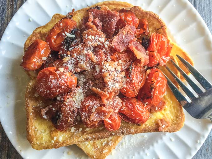 This tomato bacon French toast is a savory change from the usual sweet French toast. A nice and easy dish for breakfast or lunch.