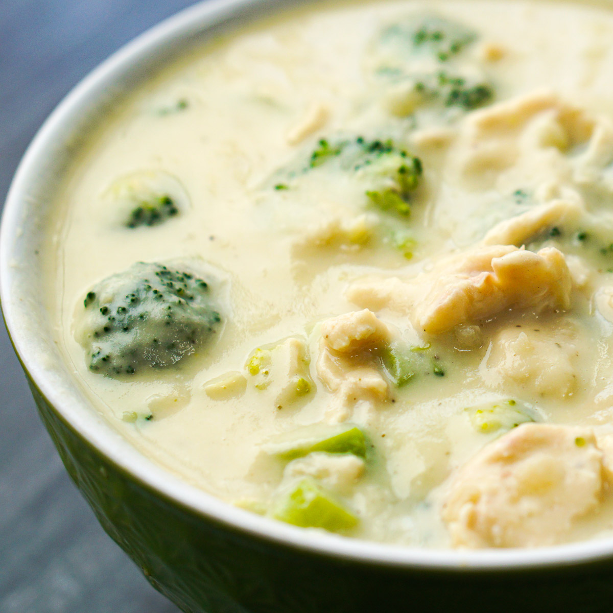 https://mylifecookbook.com/wp-content/uploads/2016/08/chicken-broccoli-soup-closeupSQ.jpg