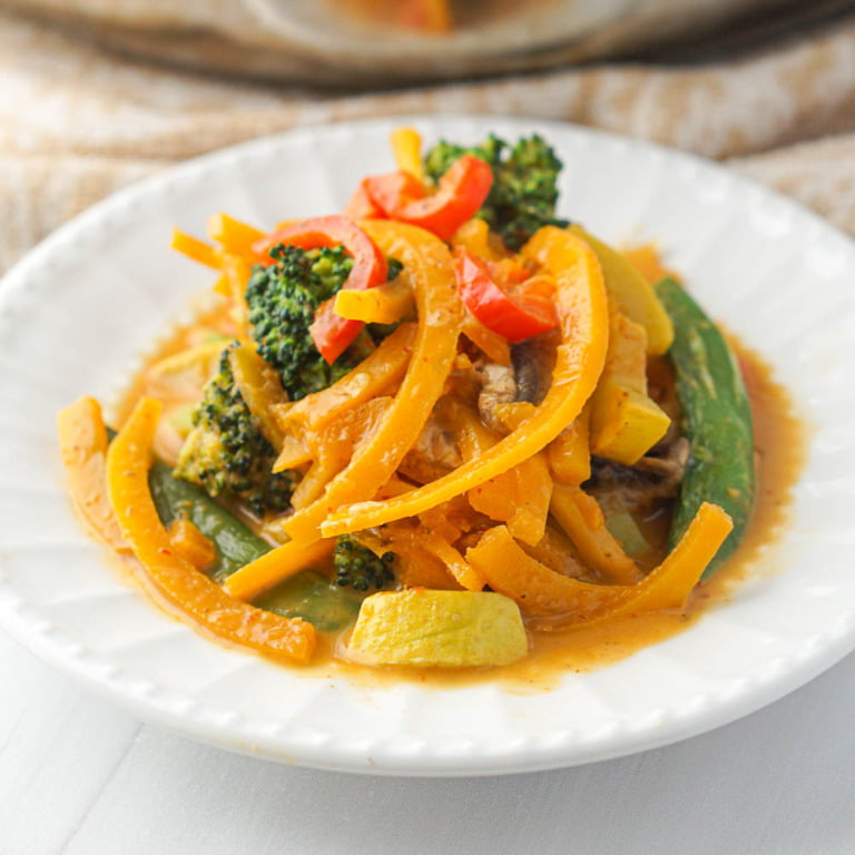 Thai Butternut Squash Red Curry easy, healthy dinner in 20 Minutes!