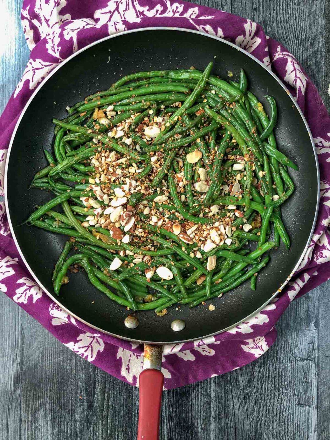 Asian Green Beans with Almonds easy 15 minute low carb side dish!