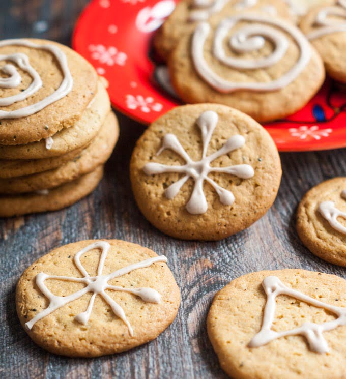 These spice tea cookies with chai icing are an easy cookie to make for your next cookie swap. Or just sample a few with your next cup of coffee or tea. 