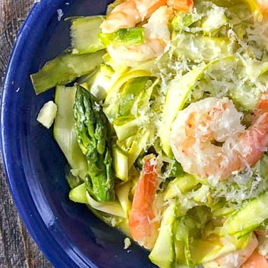 These lemon shrimp asparagus noodles are a delicious and healthy dinner. Perfect for a light, low carb dinner and only takes 15 minutes to make. Each serving is only 3.3g net carbs!