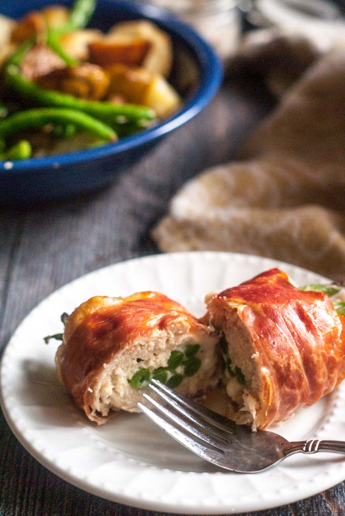 These prosciutto wrapped chicken bundles are a quick and easy, low carb dinner everyone will love. Only 3.7g net carbs!