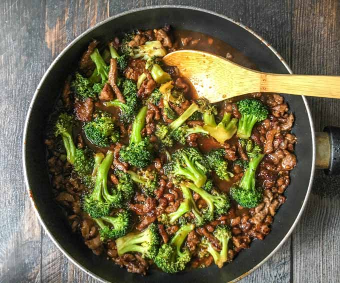 This Paleo beef & broccoli stir fry is easy, tasty and healthy. A delicious weeknight meal the whole family will love.