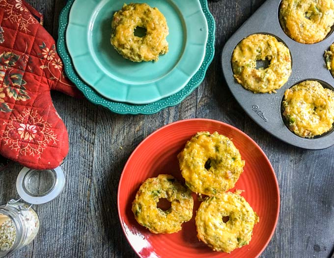 These low carb western omelet bagels are a delicious and convenience breakfast choice. 