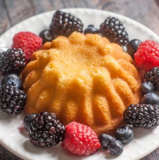 These low carb lemon berry bundt cakes are the perfect solution to your sweet tooth on a diet. Not only are they sweet and tasty, they are gluten free too!
