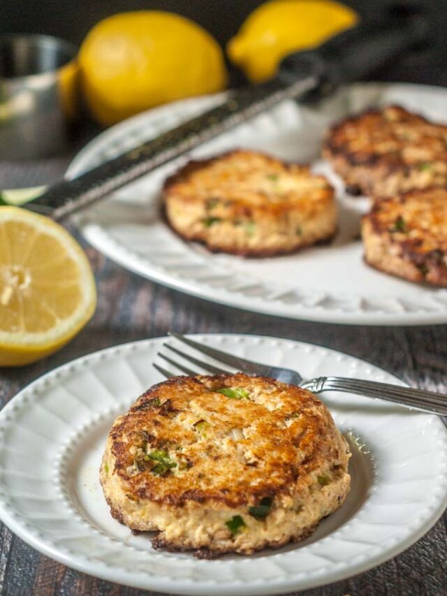 Lemon Jalapeno Salmon Cakes (low carb, 15 minutes) My Life Cookbook low carb healthy