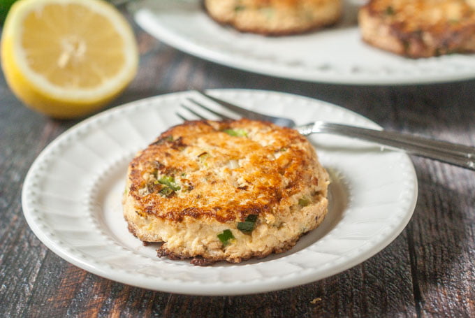 These lemon jalapeño salmon cakes are a quick and easy, low carb dinner that you can make in minutes. The fresh lemon and jalapeño add bright flavor to canned salmon. Only 1.4g net carbs per cake.