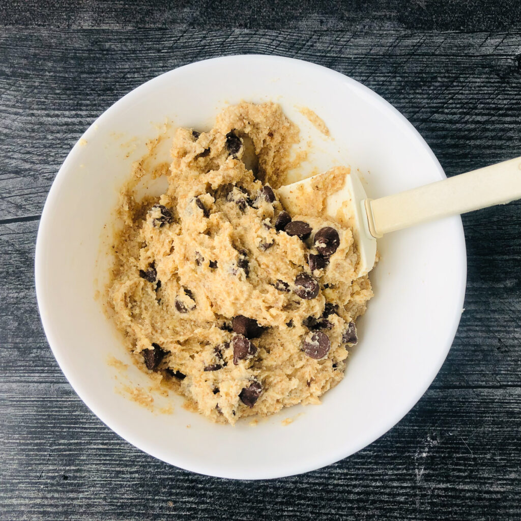 white bowl with sugar free chocolate chip cookie batter