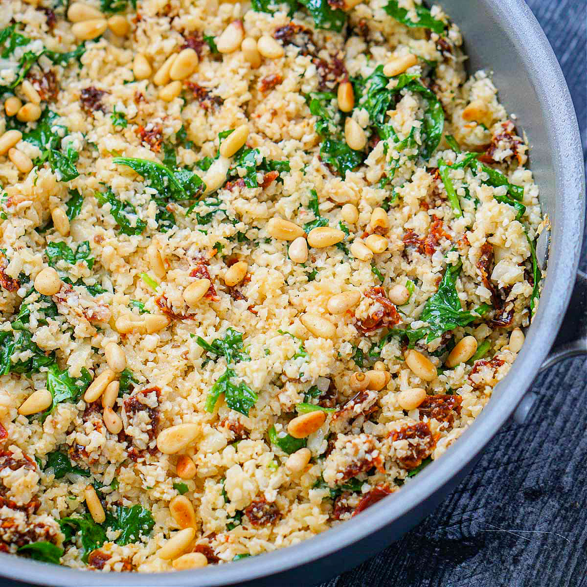 closeup of a pan of Mediterranean cauliflower rice