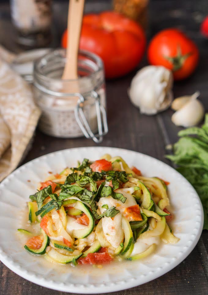 If you are looking for a quick and easy low carb lunch, look no further. These zucchini noodles Margherita can be made in minutes and are full of flavor. Using fresh garlic, basil and mozzarella, these zucchini noodles will be sure to satisfy your pasta cravings.