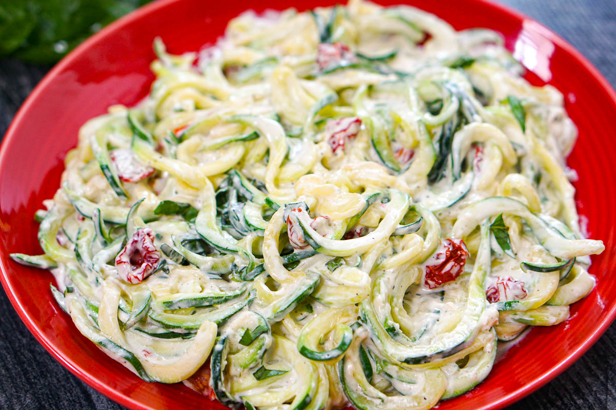 Closeup of the finish creamy pasta dish.