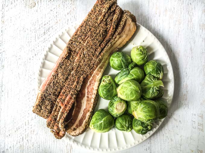 I made these balsamic bacon Brussels sprouts in just 10 minutes in the Airfryer. It's a tasty low carb appetizer or even snack using only a few ingredients. Each piece has only1.1 g net carbs!