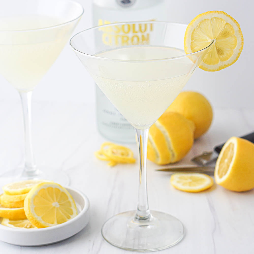 Keto Lemon Drop Martini Recipe - a light & refreshing keto cocktail!