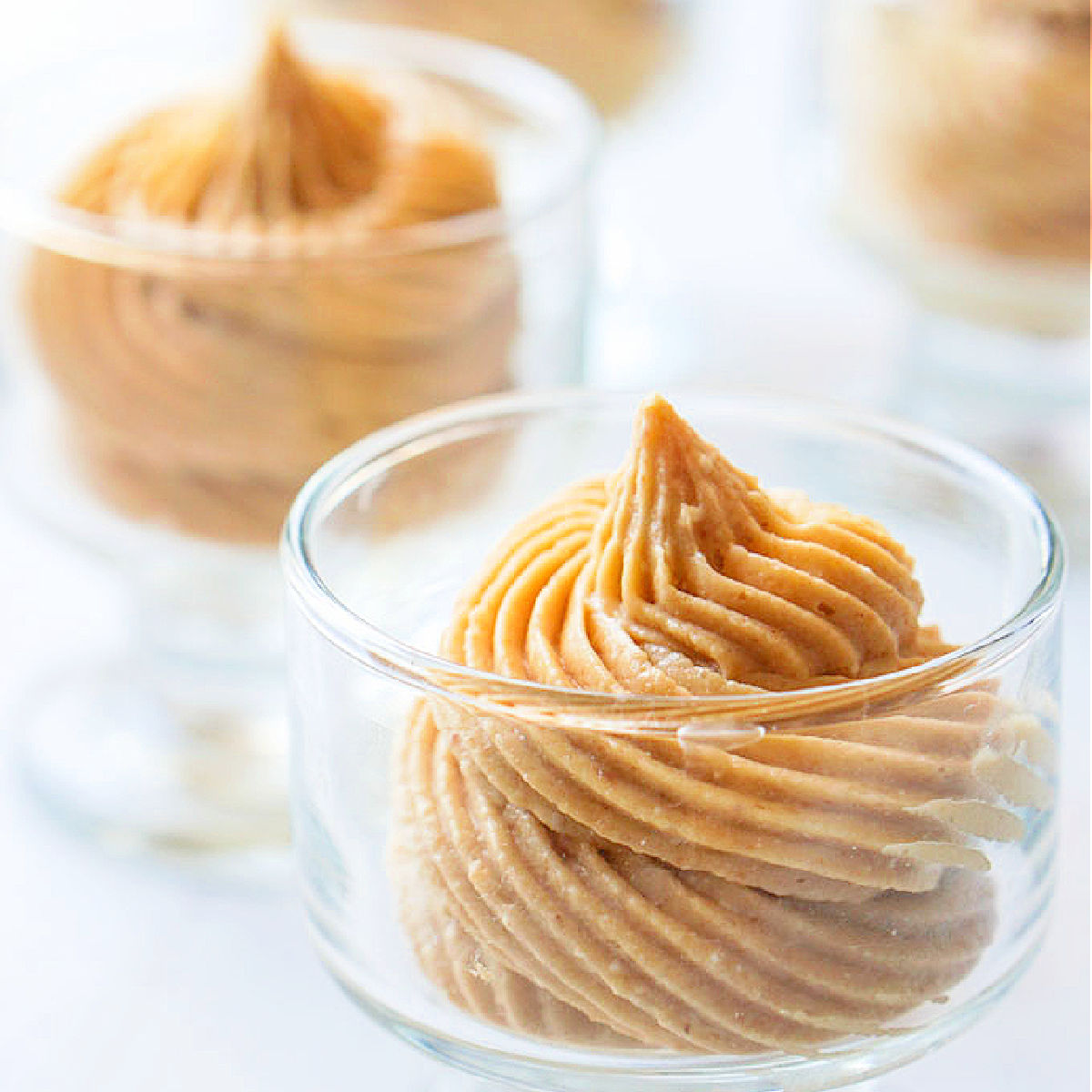 plain low carb mousse in dishes