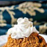 white plate with slow cooker low carb pumpkin cake with text