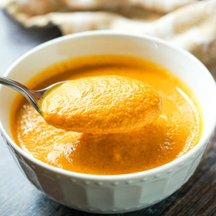 Easy Low Carb Creamy Curry Carrot Soup Recipe