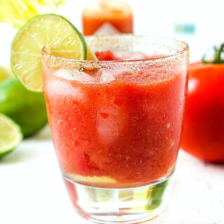 Keto Spicy Bloody Mary for 1 - using fresh tomatoes!