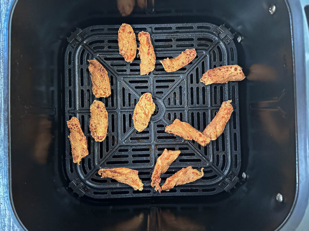 Air fryer chicken jerky for dogs best sale