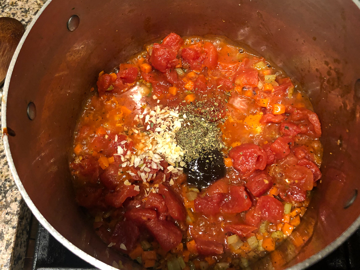 Low Calorie Keto Cabbage Soup Recipe - spicy, tasty vegetarian soup!