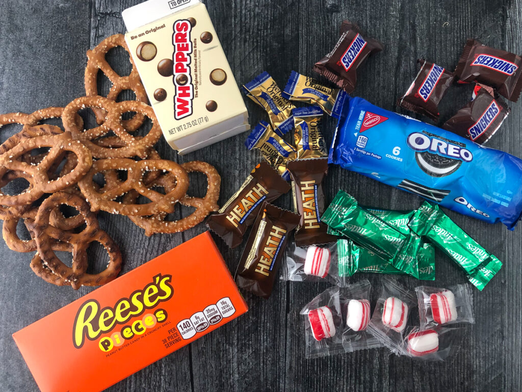 pretzels and candy that are used to make the homemade chocolate covered pretzels