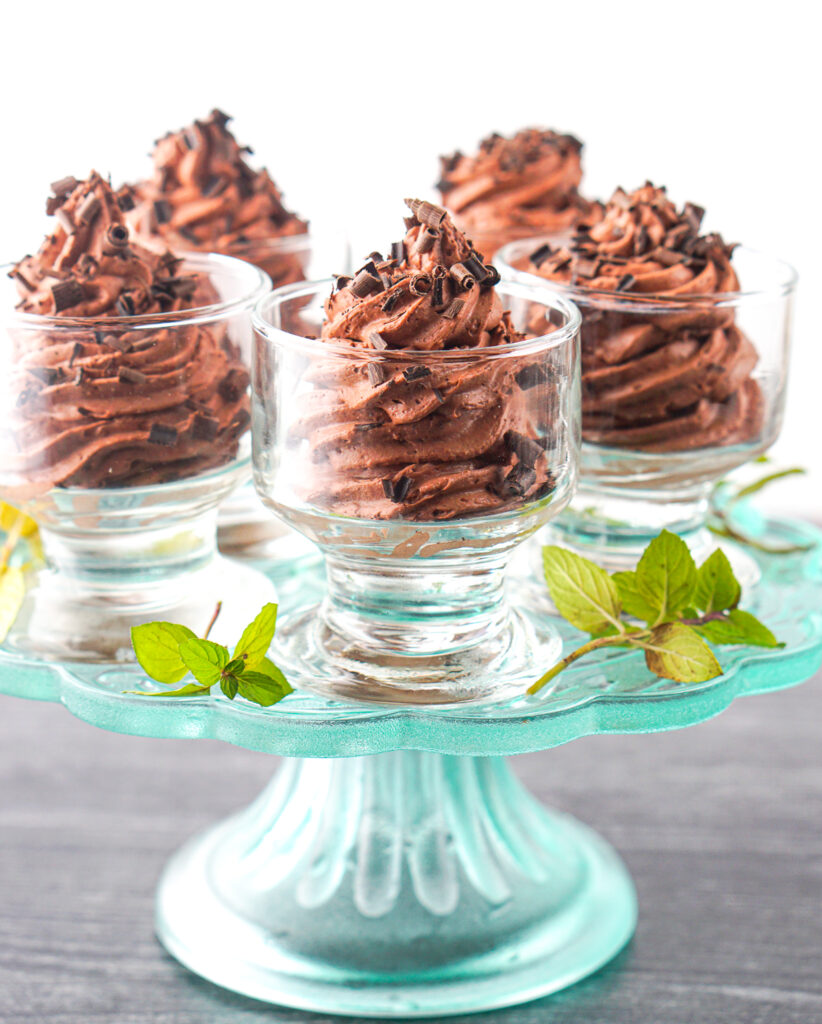 aqua cake stand with 5 keto chocolate mousses