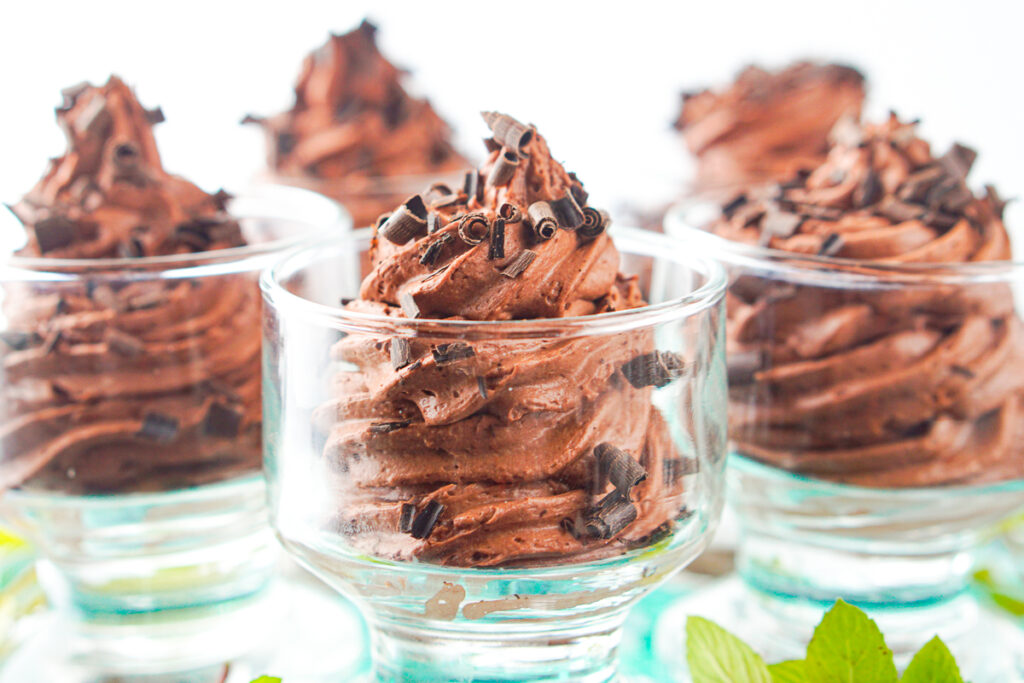 closeup of the glass dessert cups with sugar free chocolate mousse