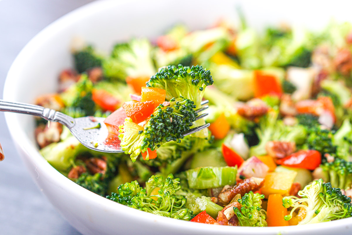 Keto Broccoli Salad without Mayo easy 5 minute dairy free low carb salad