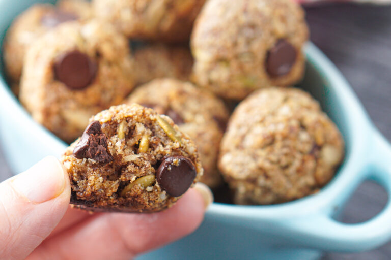 Healthy Keto Granola Cookies Recipe tasty gluten free, sugar free snacks