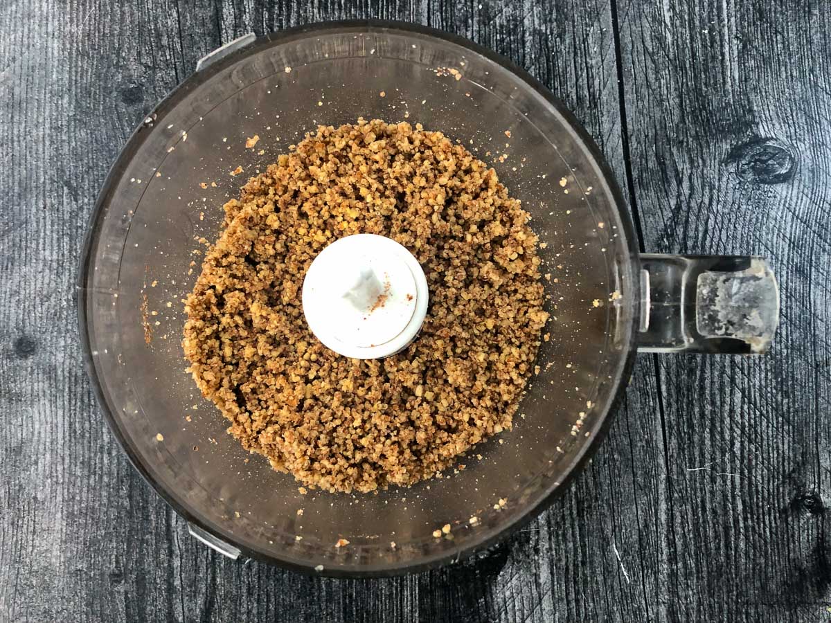 food processor with ground pecans