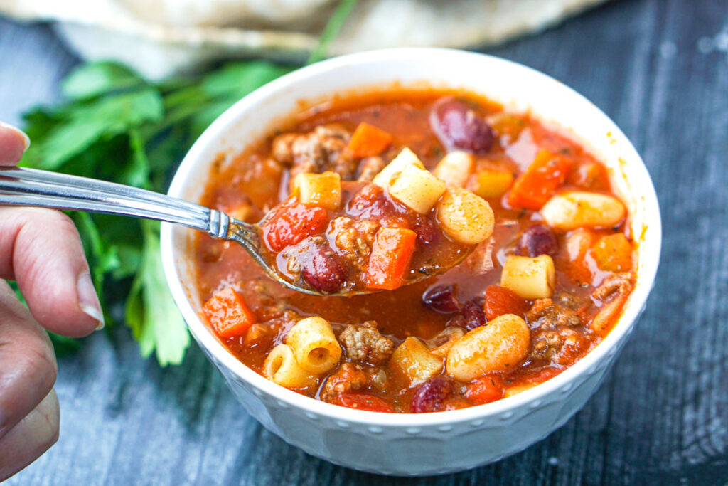 Pasta Fagioli Soup (Pasta Fazool) tasty bean & pasta recipe!