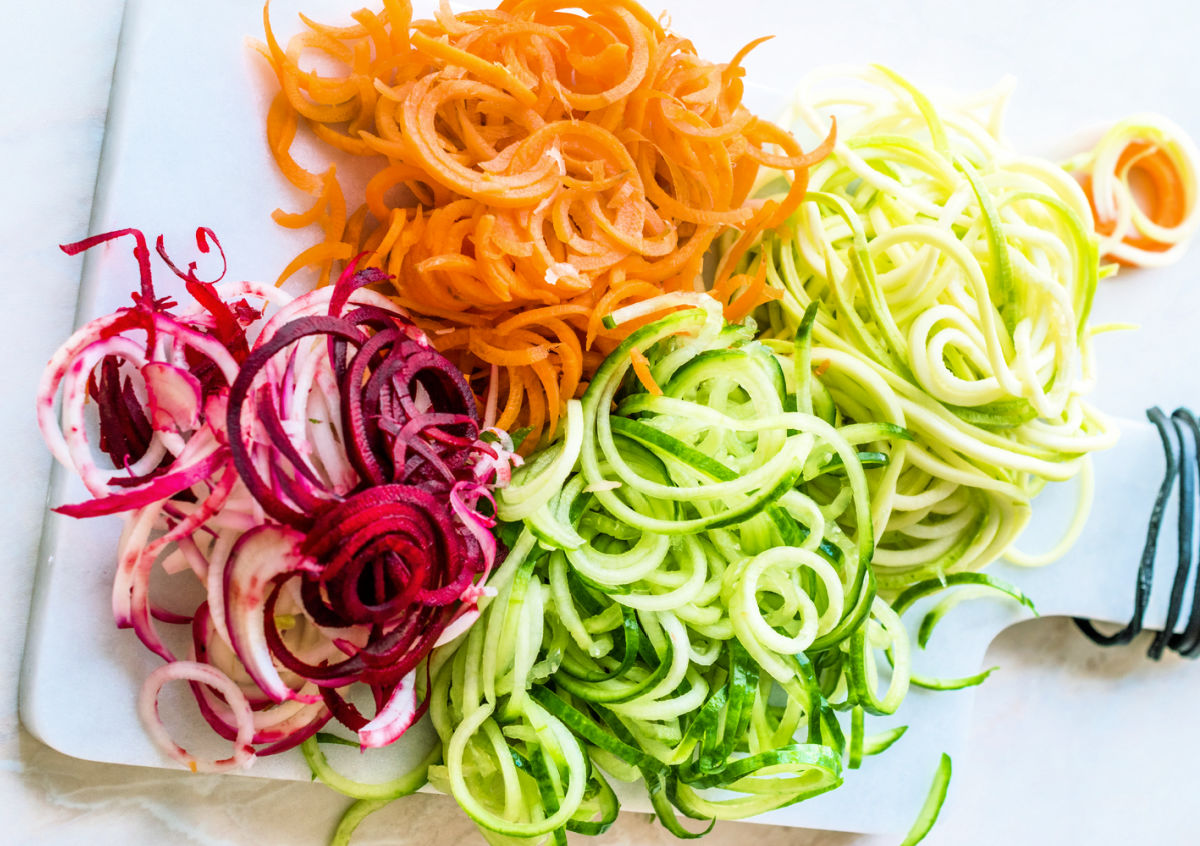 colorful spiralized veggie noodles