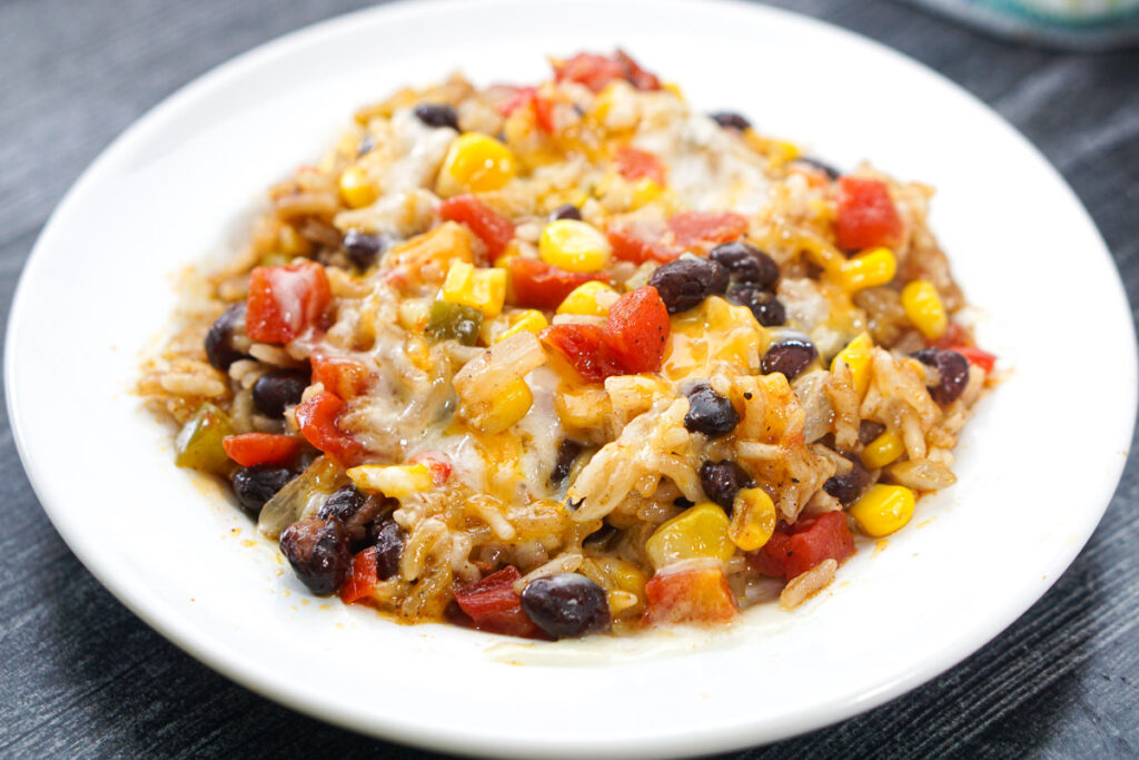 One Pot Mexican Rice Casserole | easy weeknight dinner!