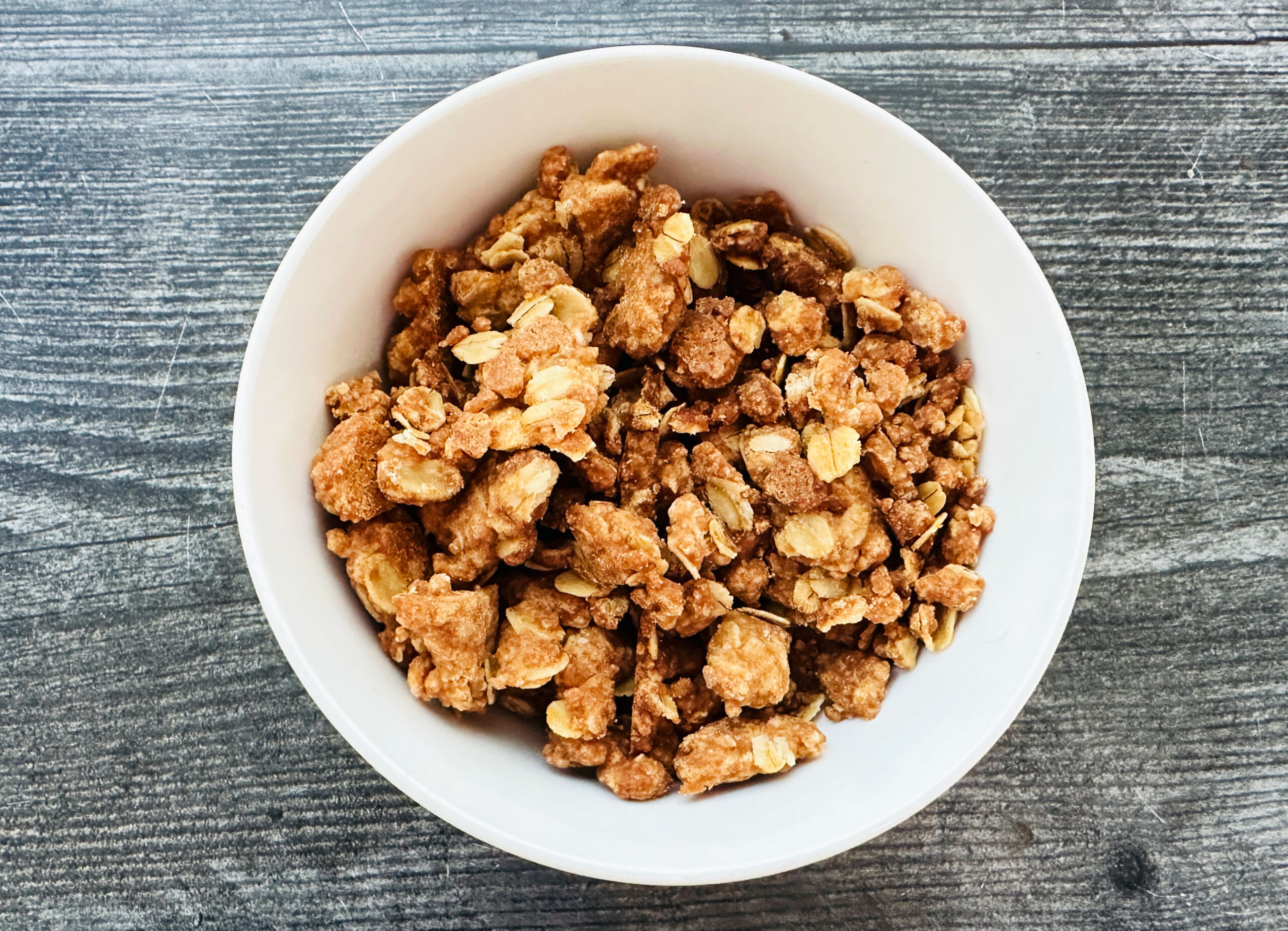 Bowl with finished sugar free crumble.
