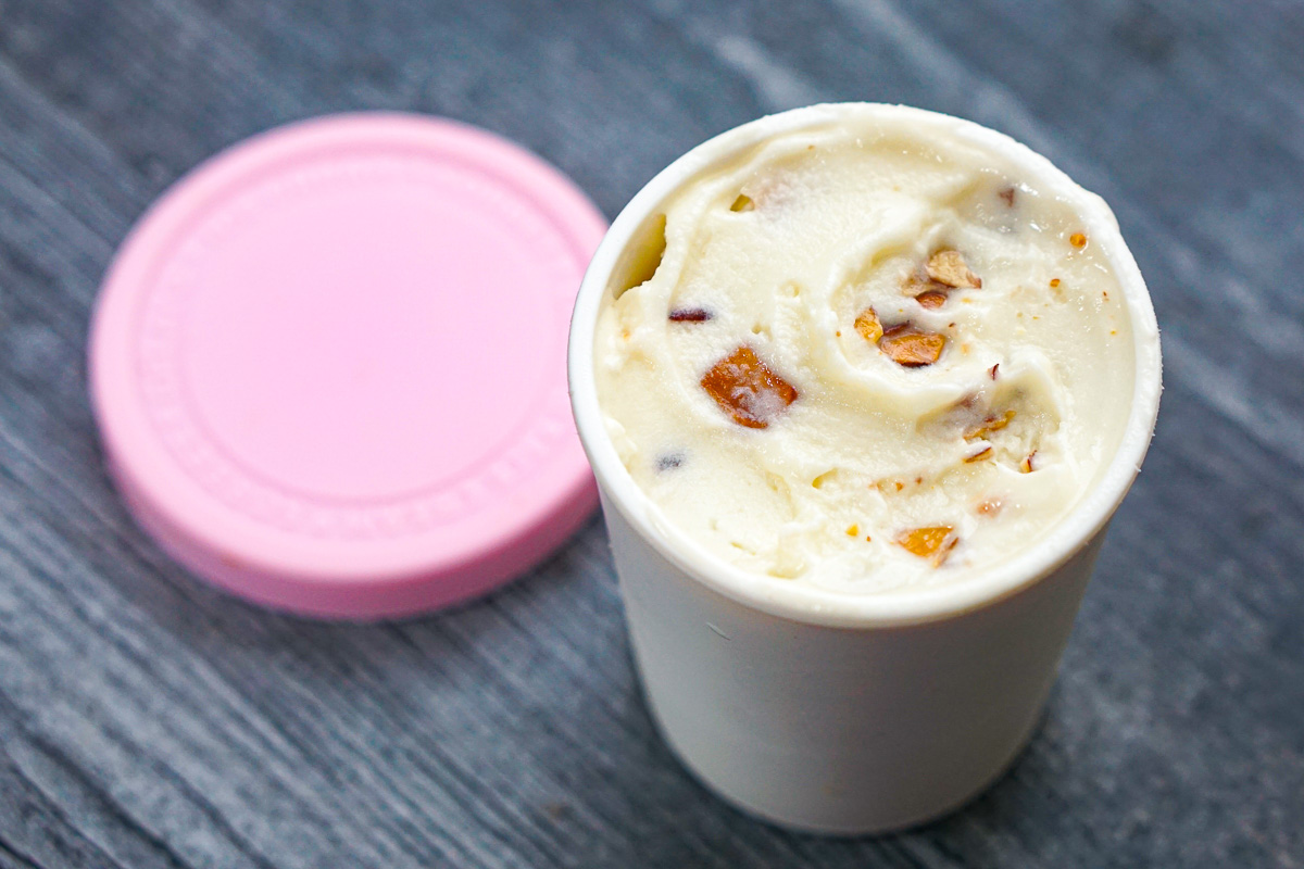 Half pint ice cream container with the finished ice cream.